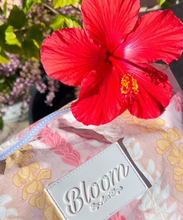 Load image into Gallery viewer, Splash Proof Bloom Pouches
